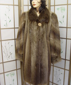 BRAND NEW LONG HAIRED BEAVER FUR COAT FOR WOMEN WOMAN SIZE ALL