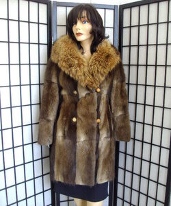SCRAP ITEM: MUSKRAT FUR COAT JACKET ARTS & CRAFTS