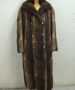 SCRAP ITEM: VINTAGE MUSKRAT FUR COAT JACKET ARTS & CRAFTS