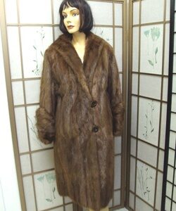 SCRAP ITEM: MUSKRAT FUR COAT ARTS & CRAFTS