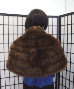 MINT NATURAL MUSKRAT FUR STOLE WRAP CAPE WOMEN WOMAN SIZE 48" X 18"