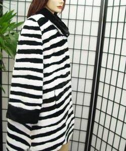 BRAND NEW BLACK AND WHITE SHEARED BEAVER FUR COAT JACKET WOMAN WOMEN