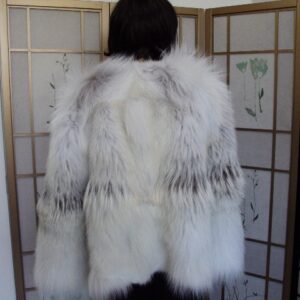 SHOWROOM ITEM ARCTIC COYOTE FUR CAPE WOMEN MEN UNISEX ONE SIZE