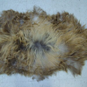 NEW BEAUTIFUL SHEEP LAMB FUR SKIN PELT HIDE RUG 40" X 27"