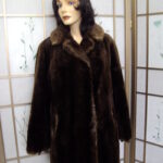 PRE-OWNED SHEARED RACCOON FUR COAT WOMEN SIZE 8-10 MEDIUM