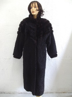 Black Persian Lamb Fur Coat with Pastel Mink Fur Collar - Size S