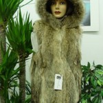 REFURBISHED NEW COYOTE FUR VEST JACKET WITH HOOD WOMEN WOMAN SIZE ALL