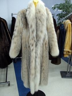 Thick Fur Coat -  Canada