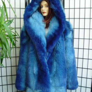 BRAND NEW BLUE FOX FUR COAT FOR WOMEN OR MEN