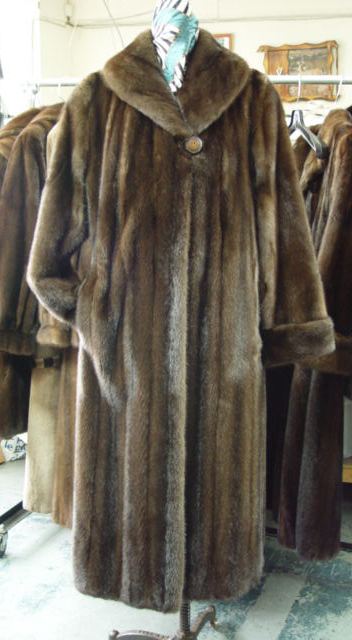 Demi Buff Women's Mink Fur Coat