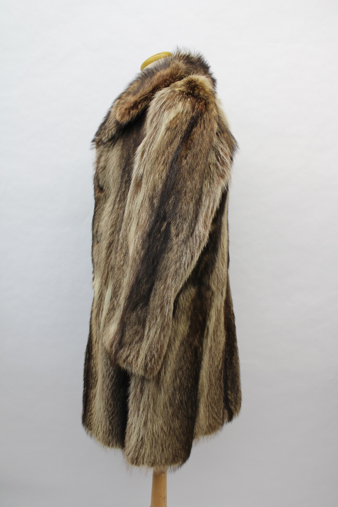 Fur Caravan Men's Luxury Racoon Fur Coat