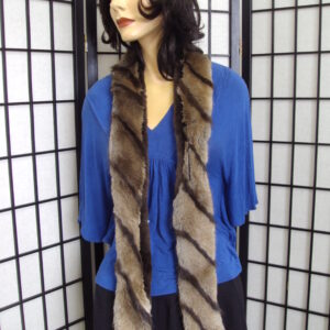 NEW TWO TONE MUSKRAT FUR SCARF WRAP W/ RASPBERRY FOX WOMEN WOMAN SIZE 60" x 2.5"