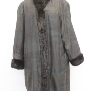 EXCELLENT BLACK SHEARED MUSKRAT FUR REVERSIBLE COAT WOMEN WOMAN SIZE 14-16
