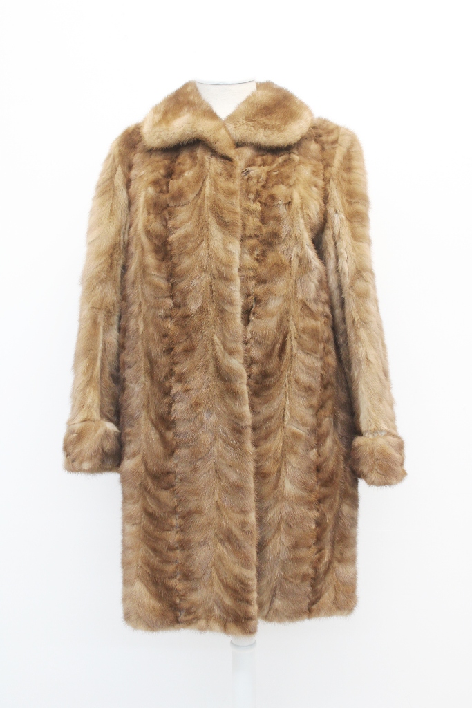 IMG_8537A461157535M292544